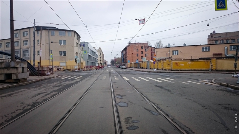 Ни души... бр-р-р... жуть...